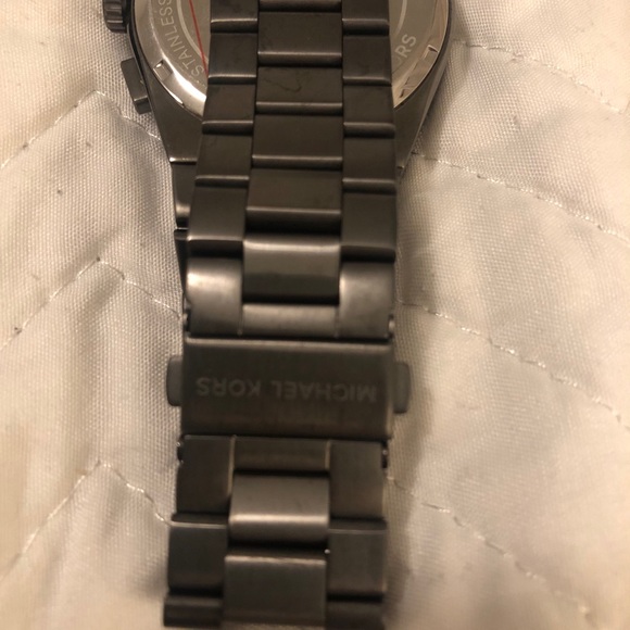 Michael Kors Men’s Gunmetal Watch - Picture 3 of 4